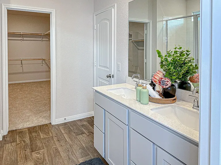 220 Brooklyn Dr — Photo 15