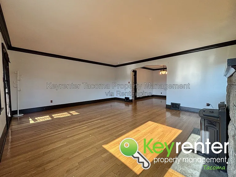 3739 Fawcett Ave — Photo 4