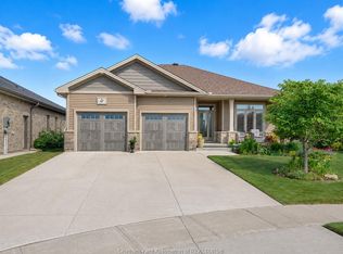 67 Valencia Dr, Chatham Kent, ON N7L 0G3