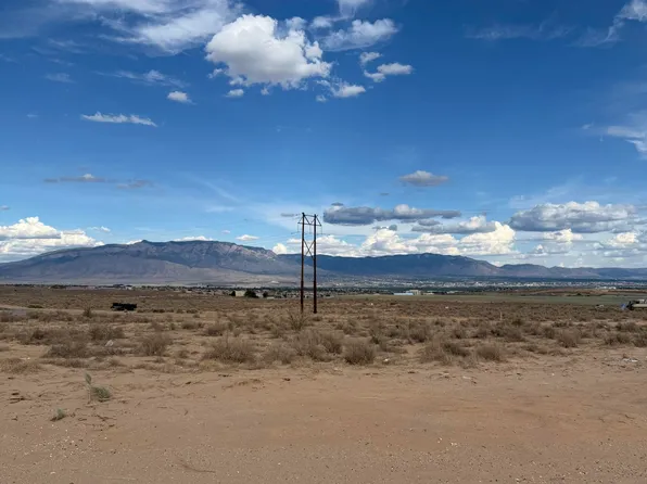 804 Villa Rd SE, Rio Rancho, NM 87124