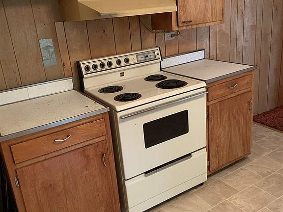 5th image of 2703 N Eby Dr