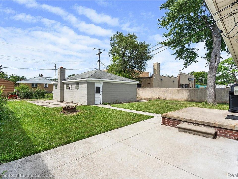 22306 Rosedale St, photo 22