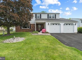 891 Kennedy Ct, Warrington, PA 18976