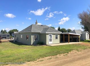 119 Wilcox St, Manning, ND 58642