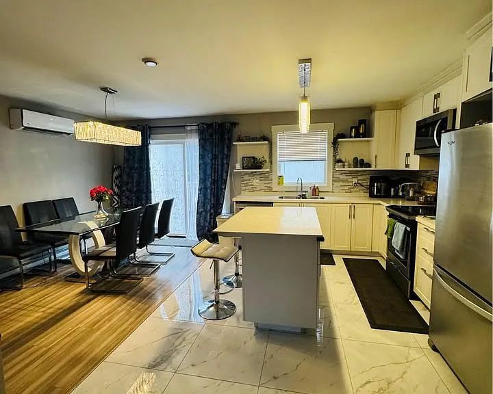 136 Honeygold Dr — Photo 13