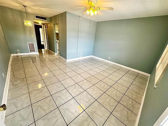 5th image of 4742 Azalea Dr APT 205