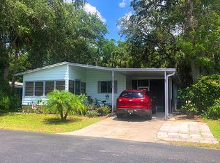 8945 W Forest View Dr, Homosassa, FL 34448