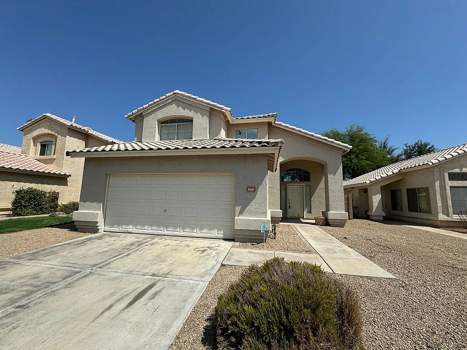 440 W Calle Monte Vista Dr