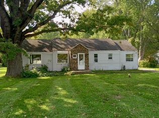 1823 Range Rd, Smiths Creek, MI 48074
