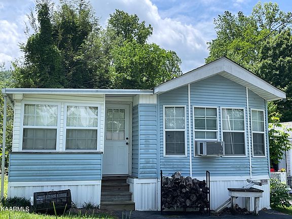 2nd image of 5355 E Pkwy #101