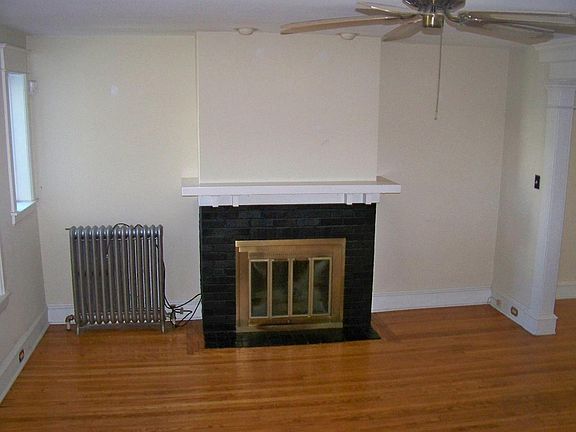 2nd image of 1506 N Franklin St
