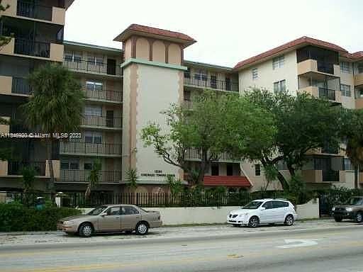 1st image of 12590 NE 16th Ave APT 302