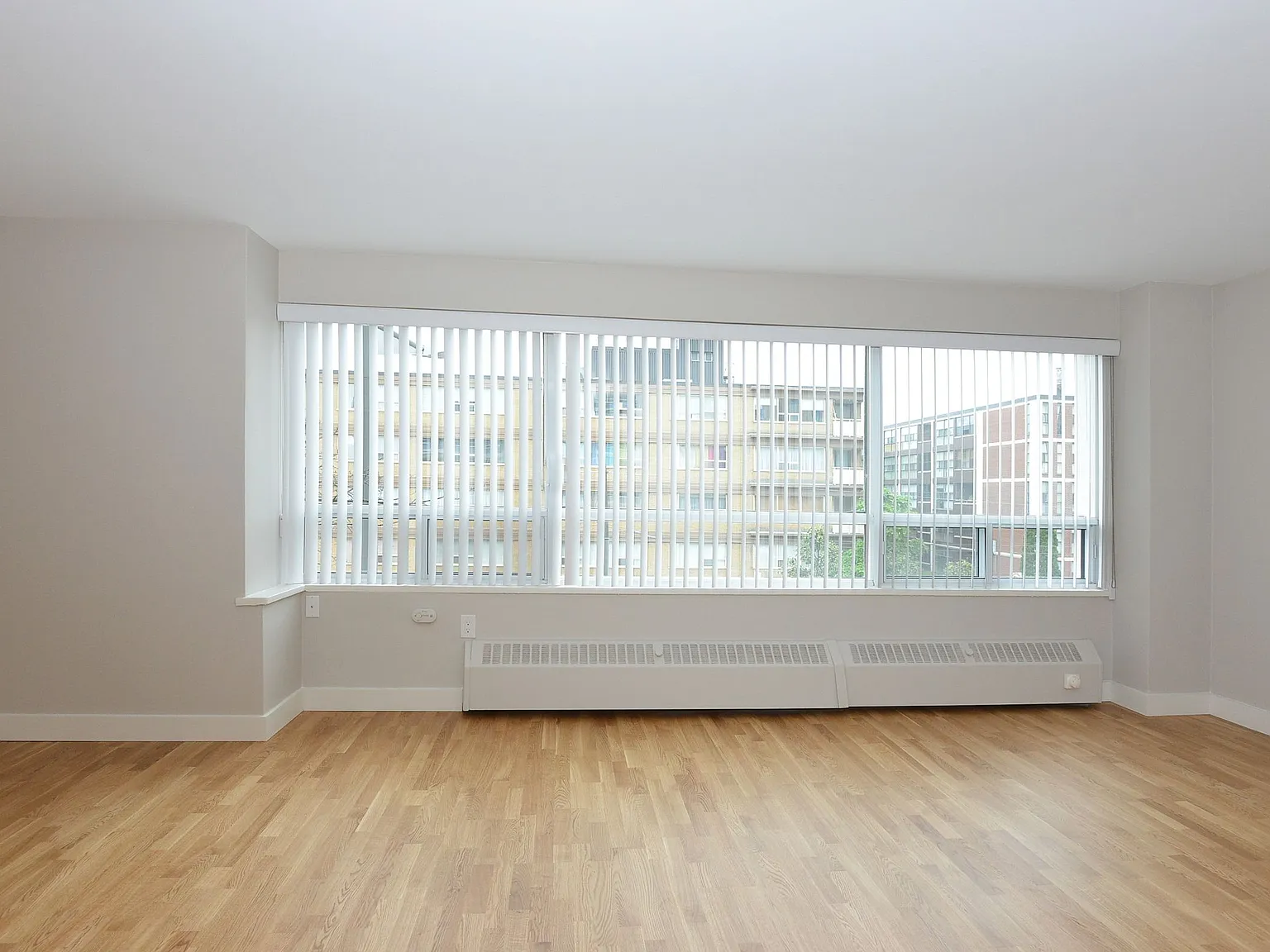 263 - 265 Russell Hill Road — Photo 2