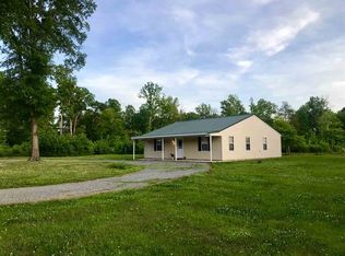 180 Riverview Ln, Bumpass, VA 23024