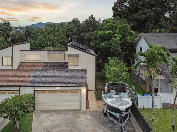 46-298 Nahewai St, Kaneohe, HI 96744