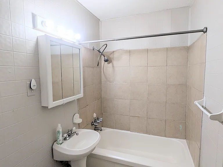 14802 White Ave — Photo 14