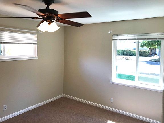 4th image of 1151 Lynn Way