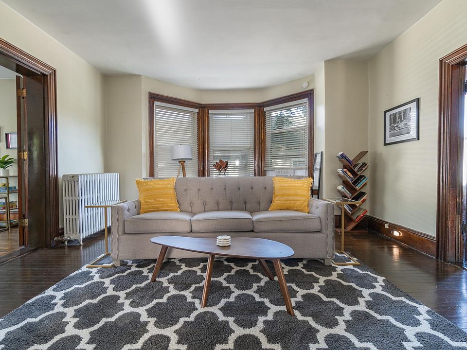 1st image of 172 Church St