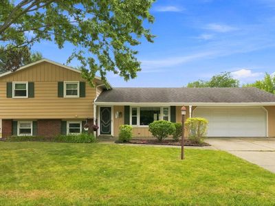 5714 Montavilla Dr, Fort Wayne, IN, 46815