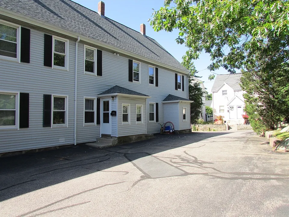 21 Greystone St #21