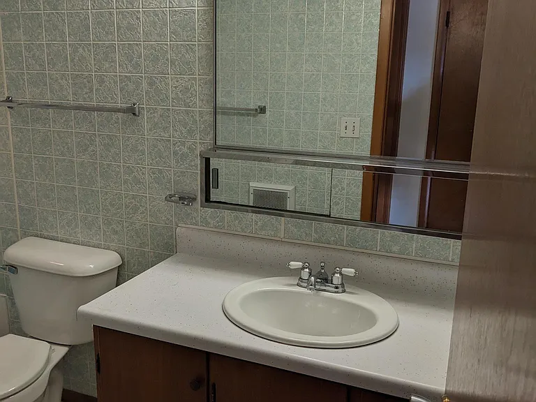 Gracely Dr — Photo 10