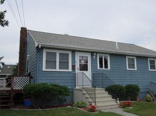 9 Central Pl, Bourne, MA 02532