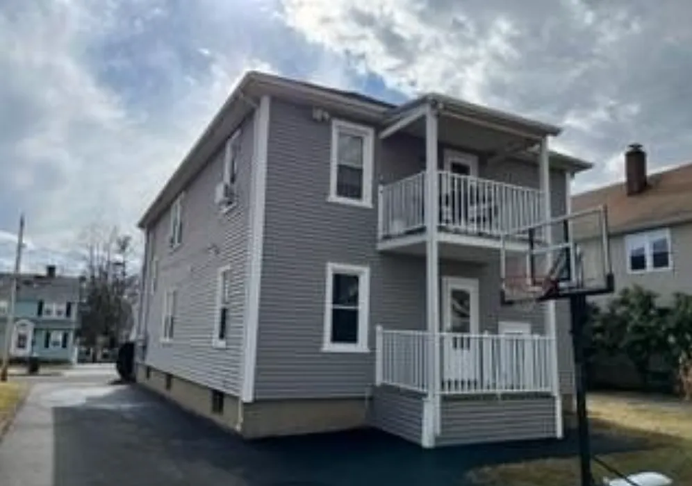 Gillette St, West Hartford — Photo 2