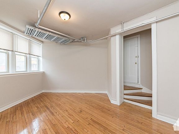 3rd image of 4255 W Addison St Unit 57-3