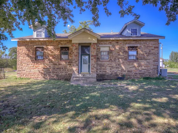 4004 County Road 2706, Bartlesville, OK 74003
