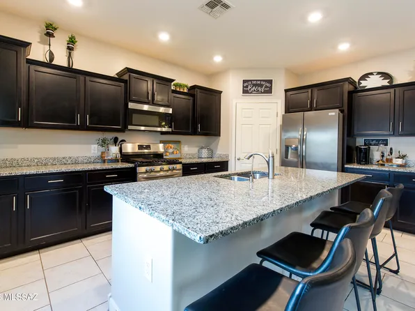 12148 E Domnitch Dr, Pima County, AZ 85641