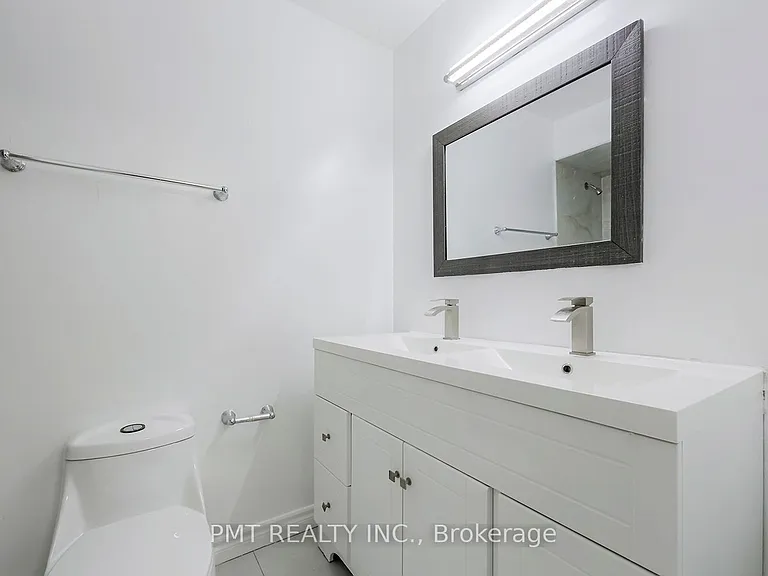 26 Granada Cres — Photo 26