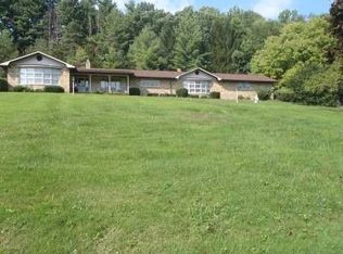 308B Rr 3, Grafton, WV 26354