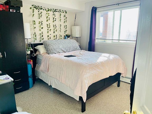 5th image of 1306 Ironside St Unit 1306