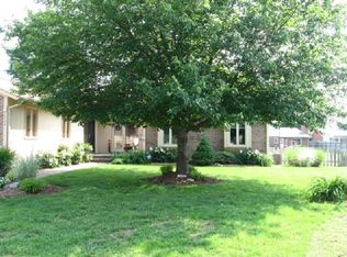 7103 Bennington Ct, Louisville, KY 40214