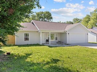 803 N Elm St, Nevada, MO 64772