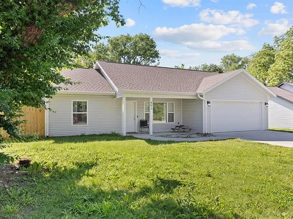 803 N Elm St, Nevada, MO 64772
