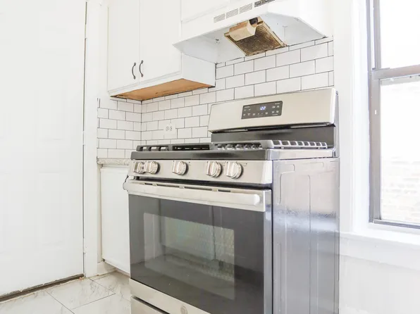 2625 N Spaulding Ave, Chicago, IL