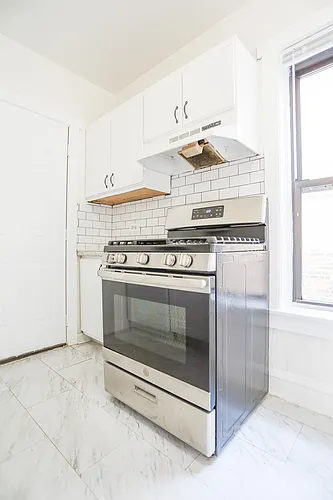 2625 N Spaulding Ave #2E Photo 1