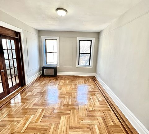 5th image of 100 Chestnut St APT 43