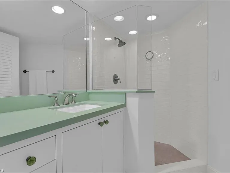 4901 Gulf Shore Blvd N #201 — Photo 18