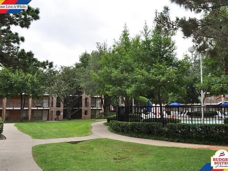 9519 Forest Ln #348 — Photo 3
