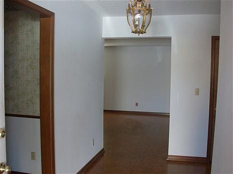 2nd image of 120 Gaynelle Ln