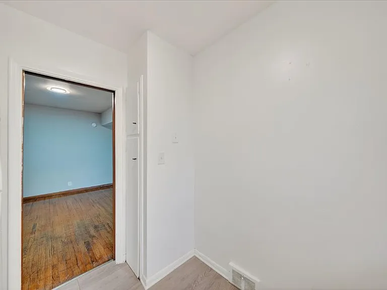 810 Whitmore Dr #205 — Photo 7