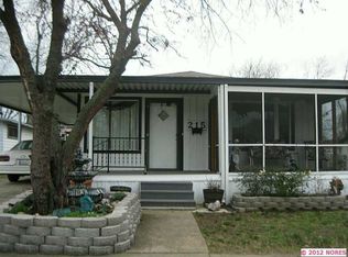 215 W 5th St, Claremore, OK 74017