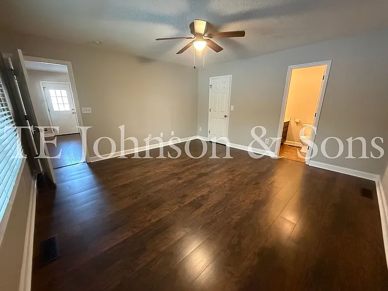 1830 Camden Forest Dr — Photo 32