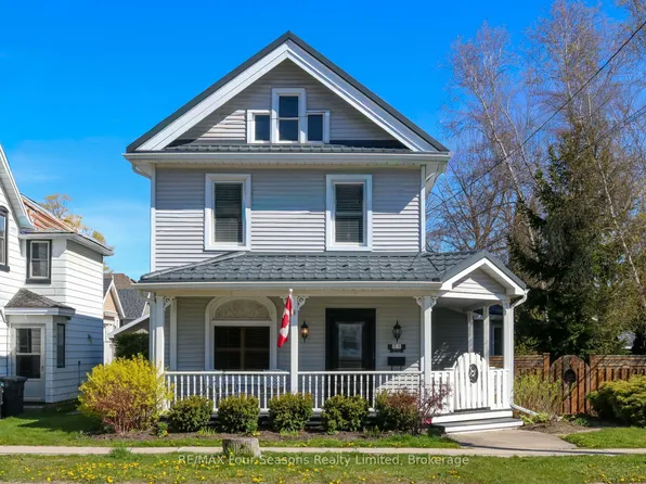 77 4th St W, Collingwood, ON L9Y 1R5
