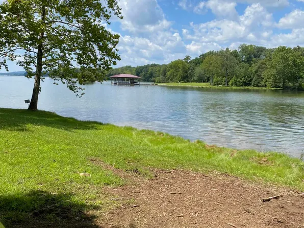 1030 Winton Chapel Rd, Rockwood, TN 37854