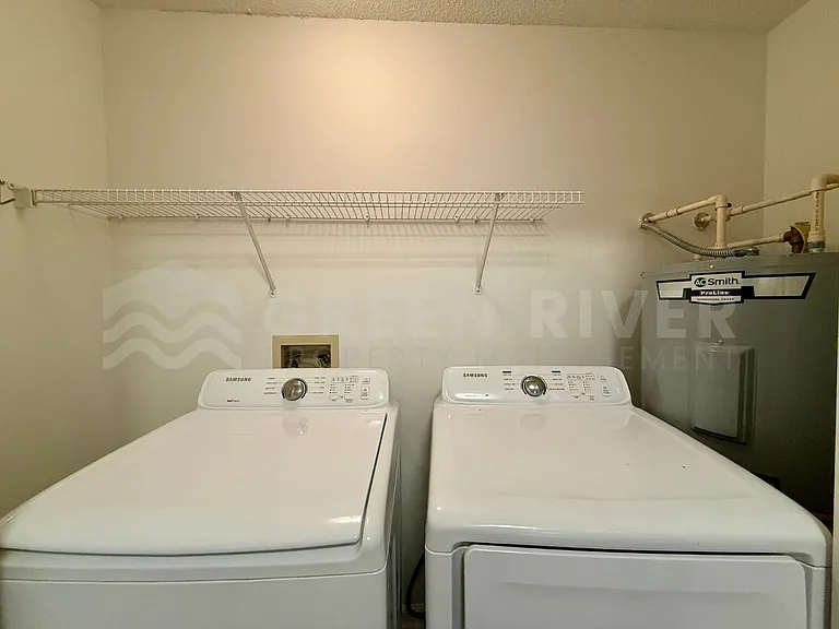 204 Augusta Cir — Photo 26