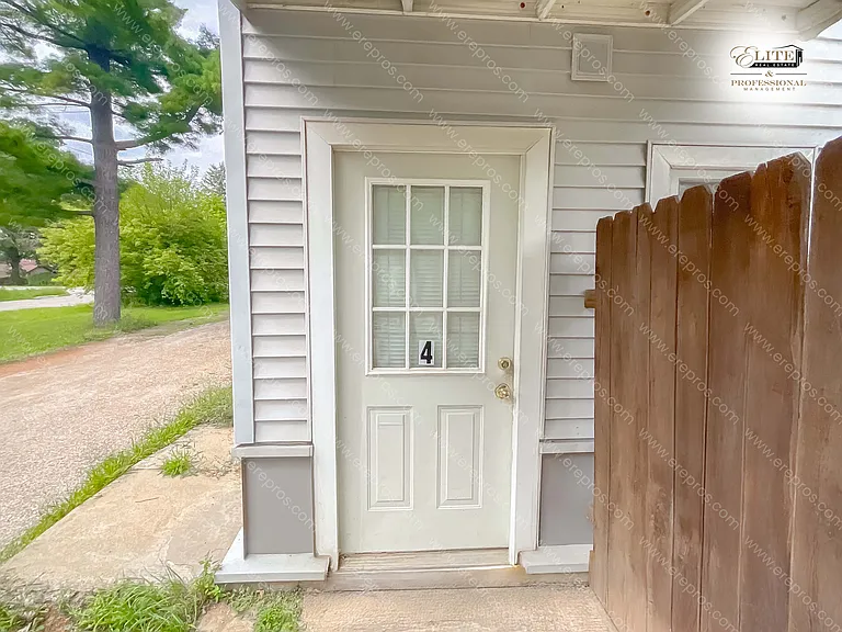 4270 Lapeer Rd #4 — Photo 15