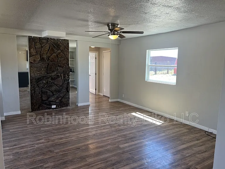 318 Marble Dr — Photo 8
